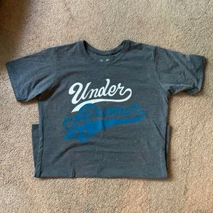 UNDER ARMOUR TEE. Like new condition. Sz S.